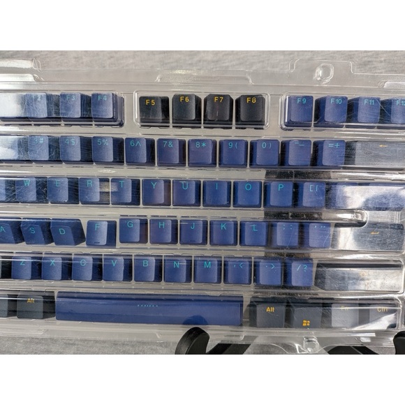 Ducky Horizon PBT Doubleshot Keycap Set- 108 Keycaps - Picture 6 of 14